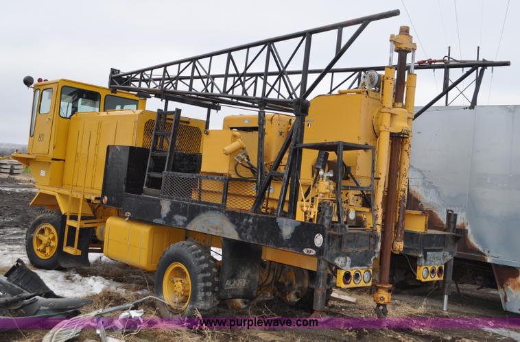 image for item C3376 Oshkosh truck with Acker drill rig