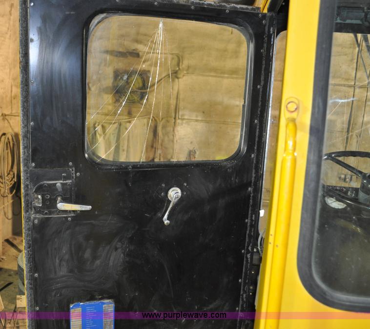 image for item C3376 Oshkosh truck with Acker drill rig