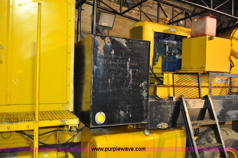 image for item C3376 Oshkosh truck with Acker drill rig