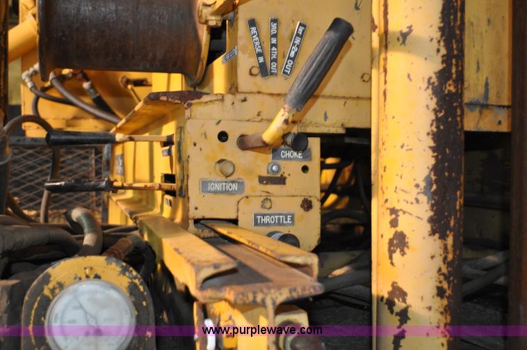 image for item C3376 Oshkosh truck with Acker drill rig