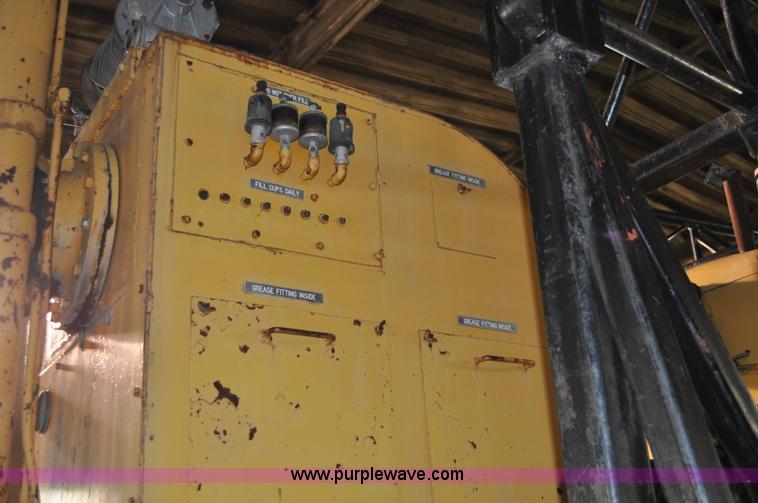 image for item C3376 Oshkosh truck with Acker drill rig