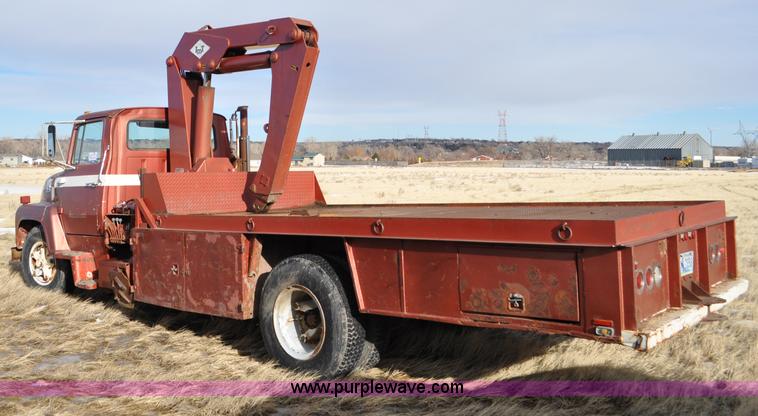 image for item C3377 1980 Ford 7000 Fleet Equipment Corp. tire service truck