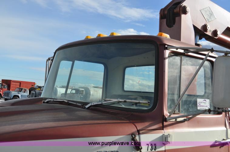 image for item C3377 1980 Ford 7000 Fleet Equipment Corp. tire service truck