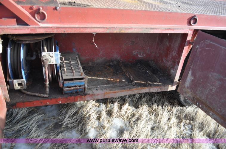 image for item C3377 1980 Ford 7000 Fleet Equipment Corp. tire service truck