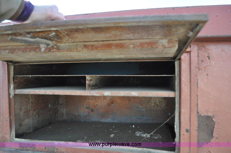 image for item C3377 1980 Ford 7000 Fleet Equipment Corp. tire service truck