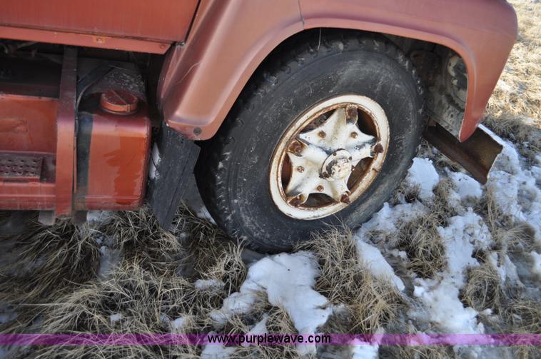 image for item C3377 1980 Ford 7000 Fleet Equipment Corp. tire service truck