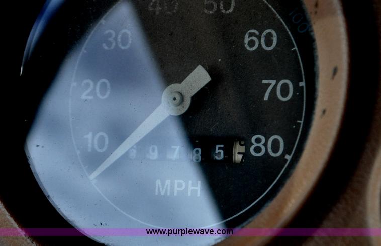 image for item C3377 1980 Ford 7000 Fleet Equipment Corp. tire service truck