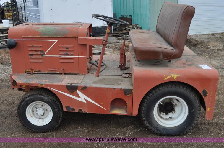 image for item C3383 1970 Northwestern Motor Company airport tug truck