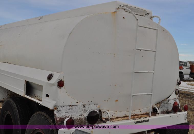 image for item C3401 1952 Trailmobile 34' tanker trailer