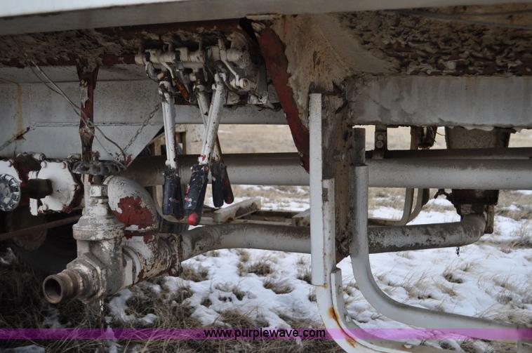 image for item C3401 1952 Trailmobile 34' tanker trailer