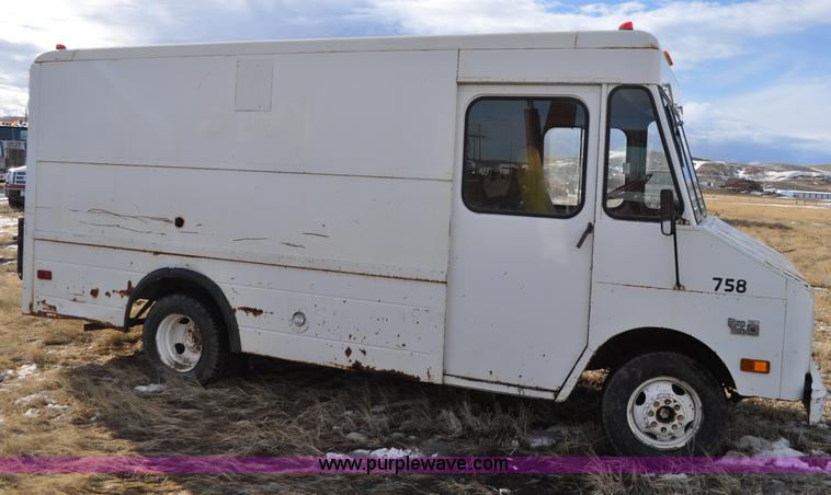 image for item C3402 1977 Chevrolet C30 step van