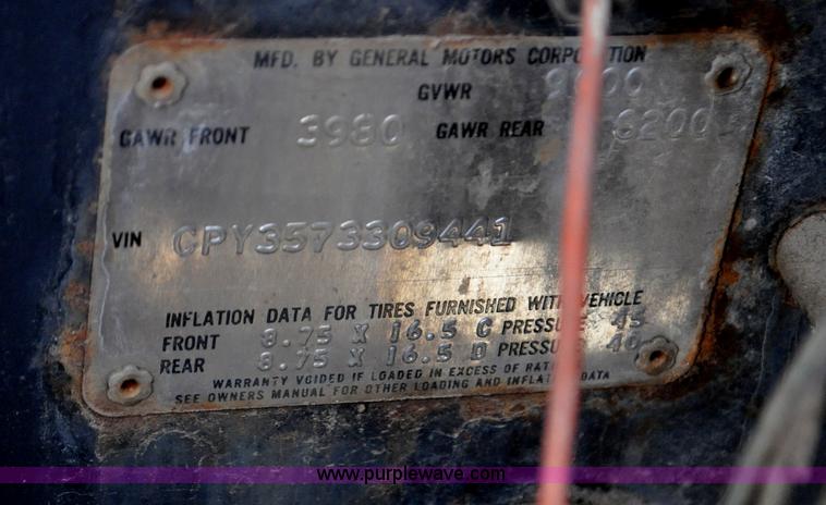 image for item C3402 1977 Chevrolet C30 step van