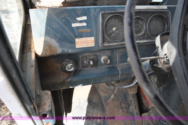 image for item C3402 1977 Chevrolet C30 step van