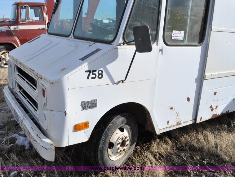 image for item C3402 1977 Chevrolet C30 step van