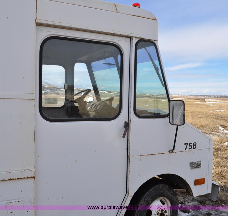 image for item C3402 1977 Chevrolet C30 step van