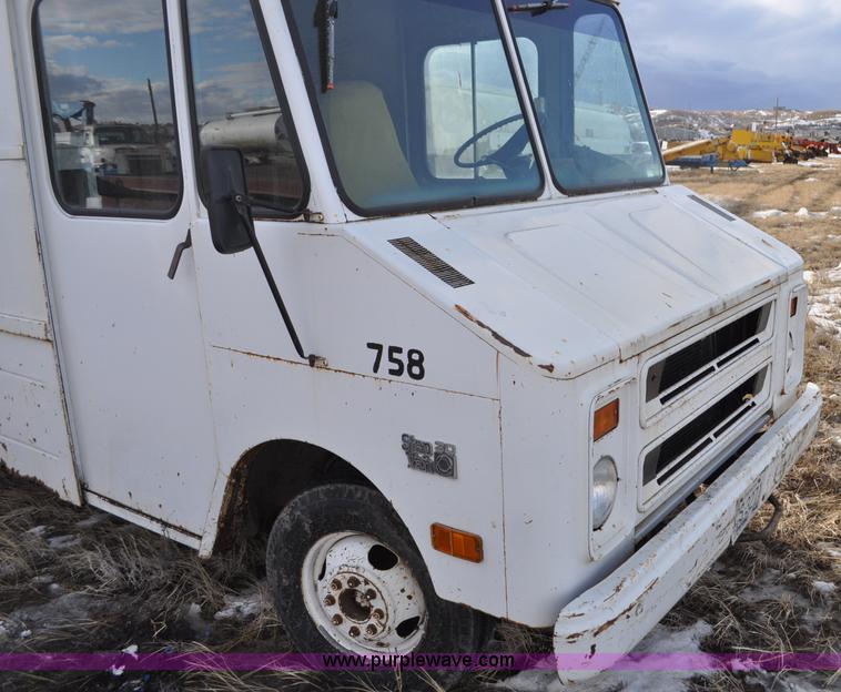 image for item C3402 1977 Chevrolet C30 step van