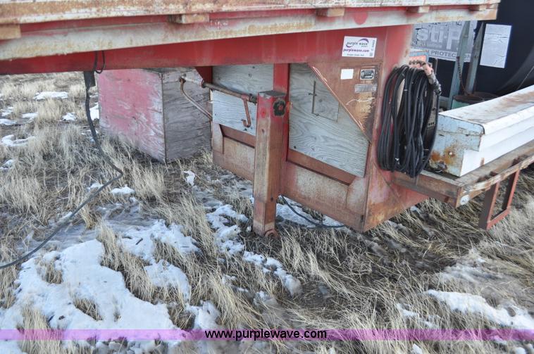 image for item C3403 1977 Chief gooseneck trailer