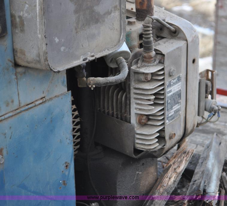 image for item C3403 1977 Chief gooseneck trailer