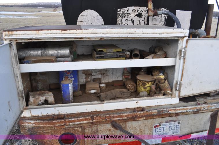 image for item C3403 1977 Chief gooseneck trailer