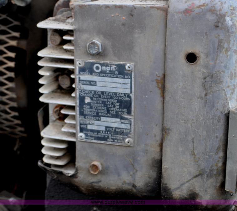 image for item C3403 1977 Chief gooseneck trailer