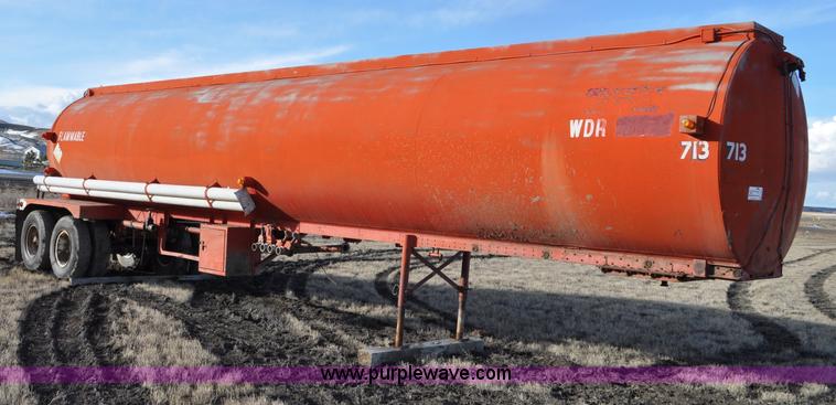 image for item C3404 1960 Trailmobile 38' aluminum tanker trailer