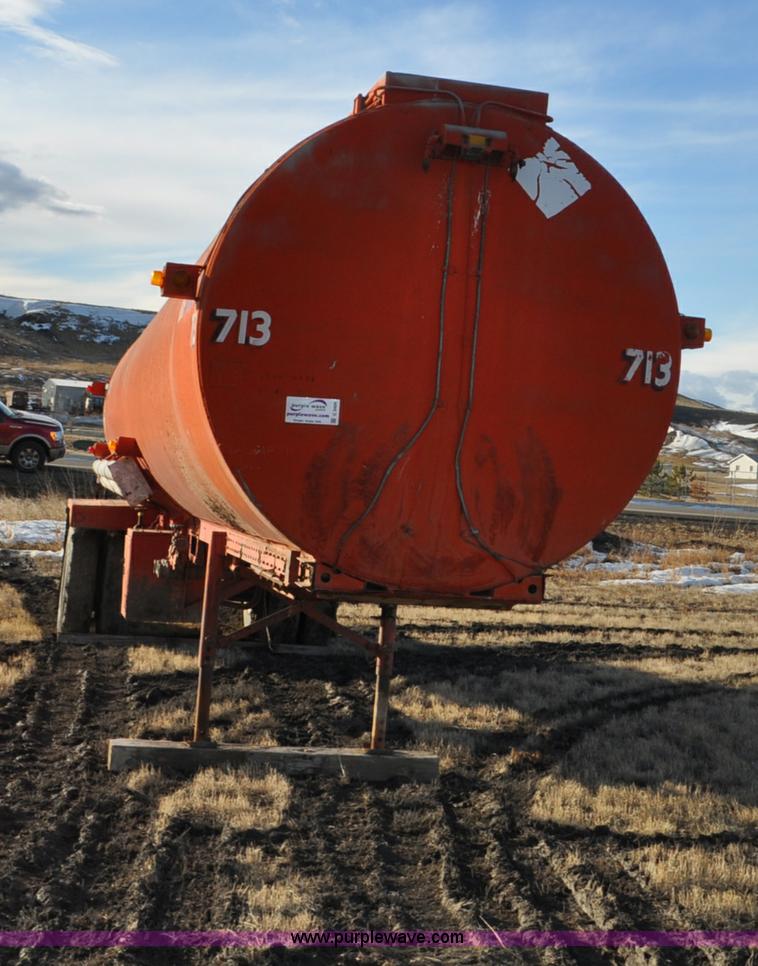 image for item C3404 1960 Trailmobile 38' aluminum tanker trailer