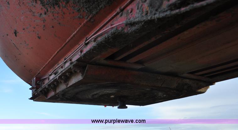 image for item C3404 1960 Trailmobile 38' aluminum tanker trailer