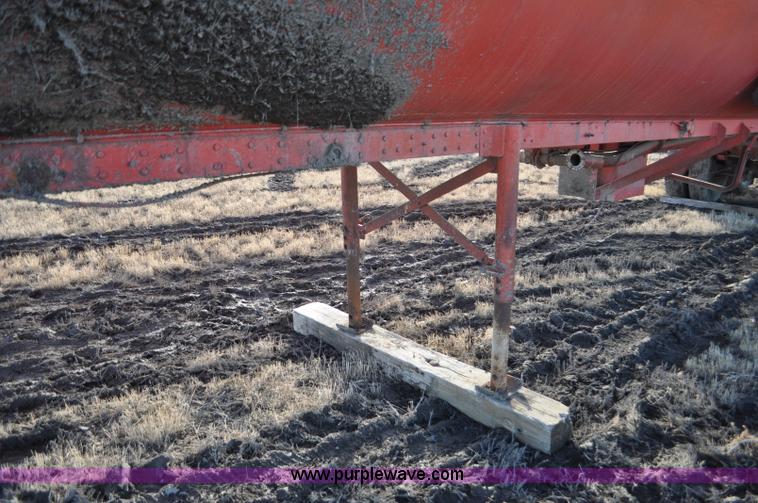 image for item C3404 1960 Trailmobile 38' aluminum tanker trailer