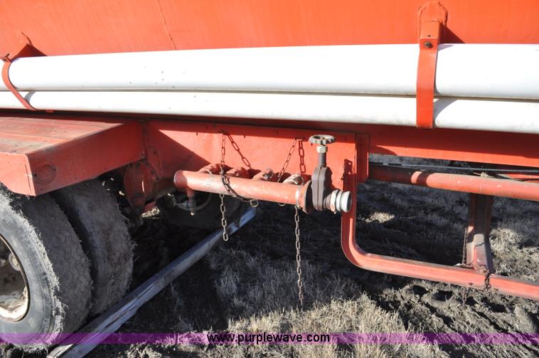 image for item C3404 1960 Trailmobile 38' aluminum tanker trailer