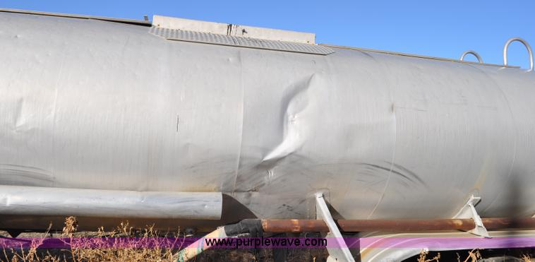 image for item C3411 1971 Fruehauf hot oil tanker pup trailer