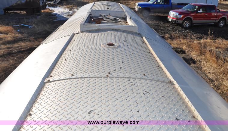 image for item C3411 1971 Fruehauf hot oil tanker pup trailer