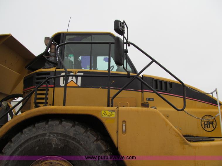 image for item D7159 2006 Caterpillar 740 articulated dump truck