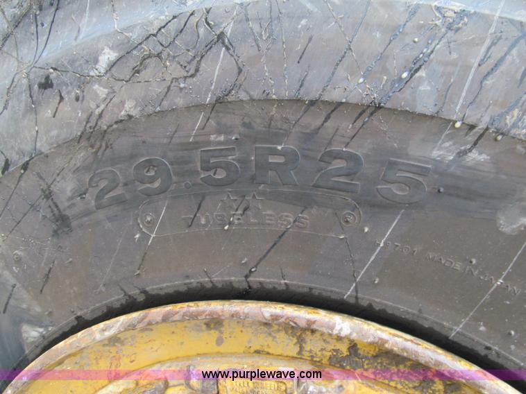 image for item D7159 2006 Caterpillar 740 articulated dump truck