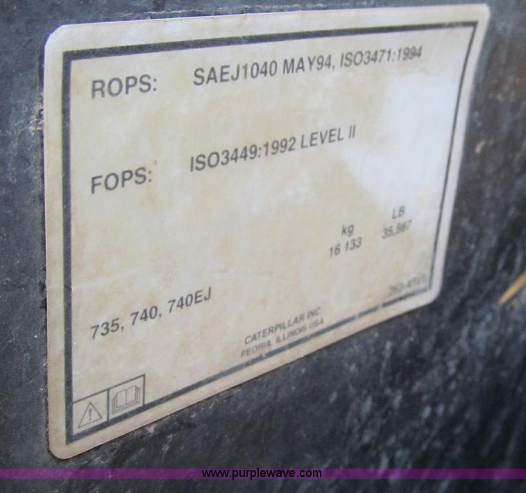 image for item D7159 2006 Caterpillar 740 articulated dump truck