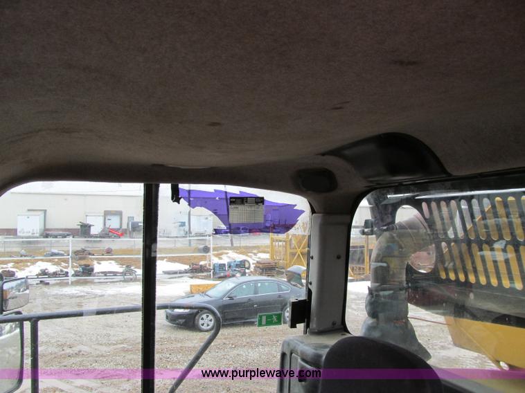 image for item D7159 2006 Caterpillar 740 articulated dump truck