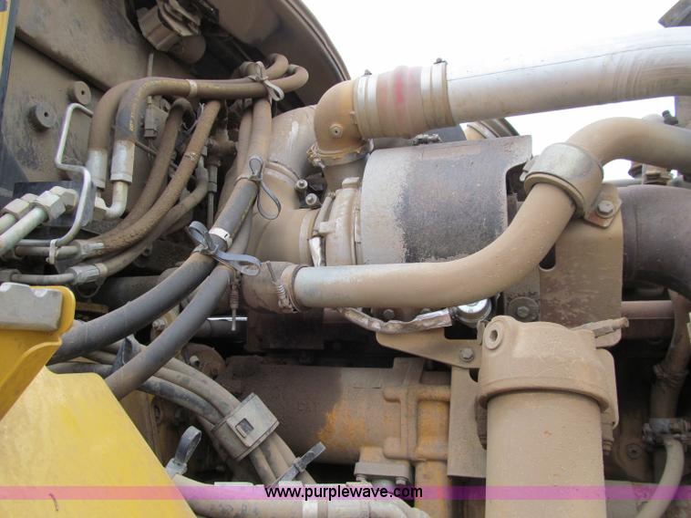 image for item D7159 2006 Caterpillar 740 articulated dump truck