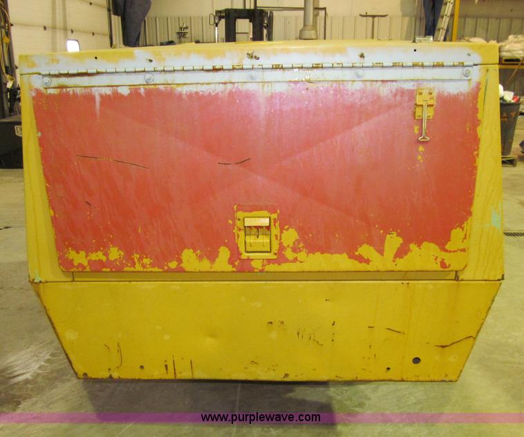 image for item D7168 Sullair portable air compressor