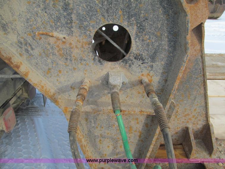 image for item F5909 1996 Dynaweld lowboy trailer