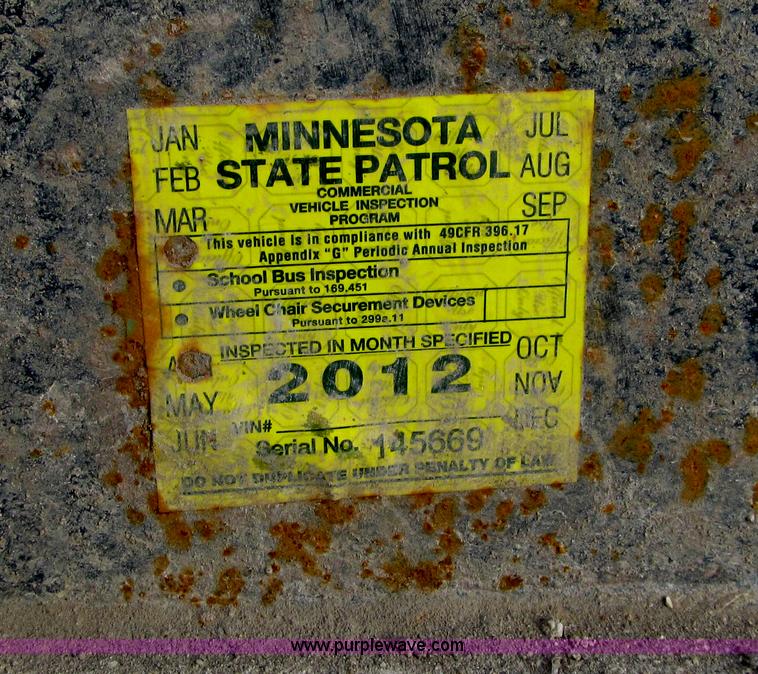 image for item F5909 1996 Dynaweld lowboy trailer