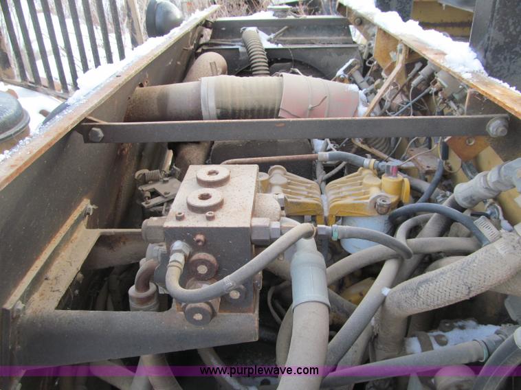 image for item F5910 Hyster C600 series pad foot roller