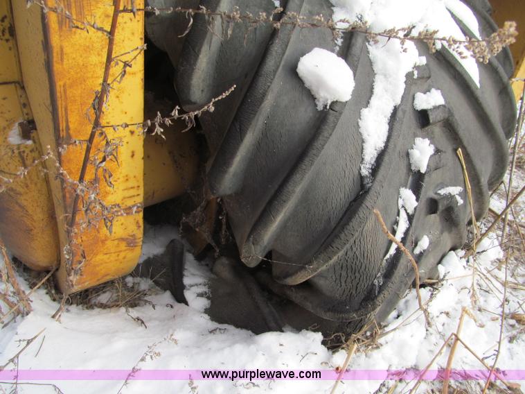 image for item F5910 Hyster C600 series pad foot roller