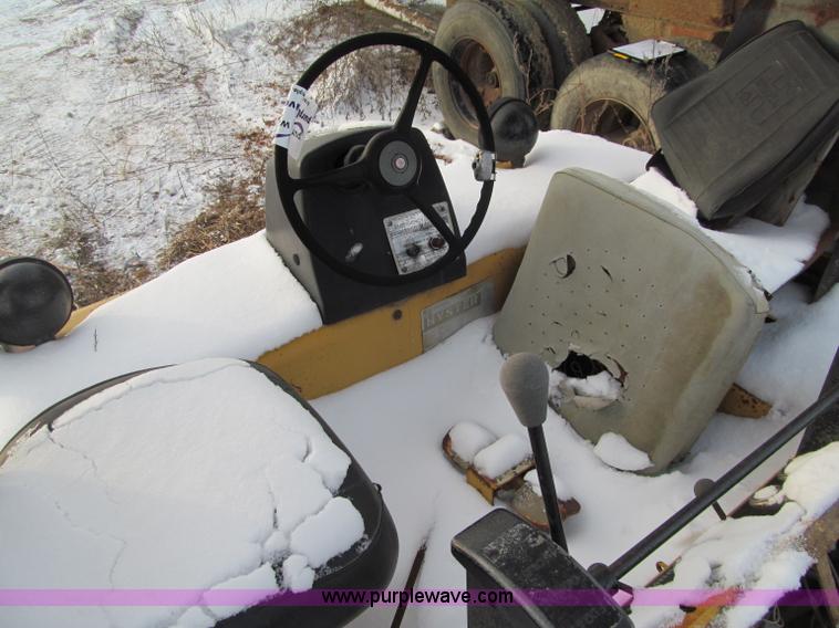 image for item F5910 Hyster C600 series pad foot roller