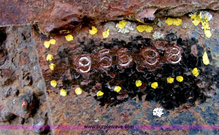 image for item F5911 Portable water tank trailer