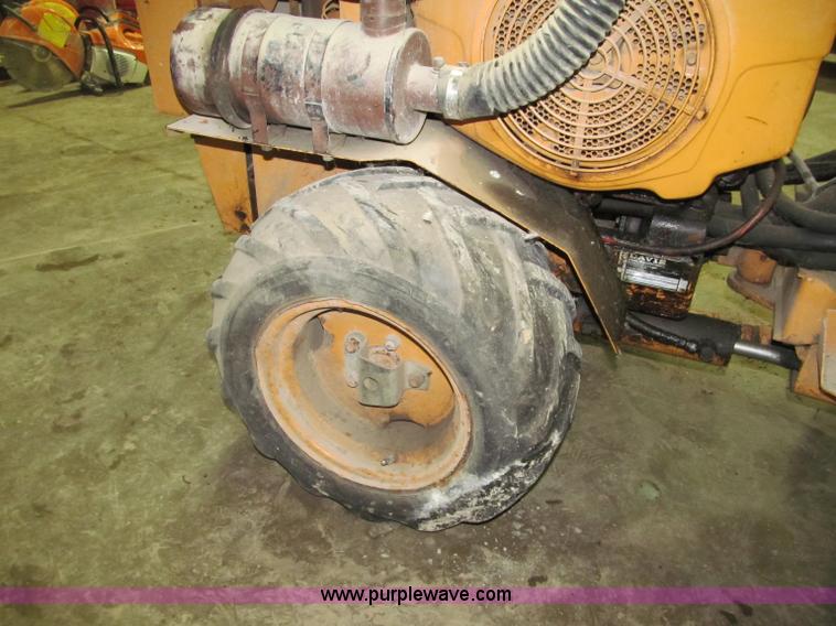 image for item F5912 Case Mini Sneaker