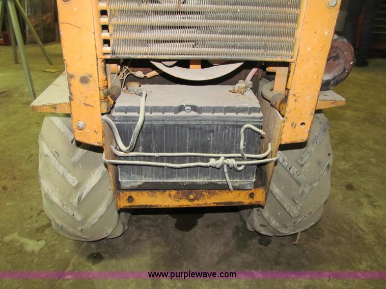 image for item F5912 Case Mini Sneaker