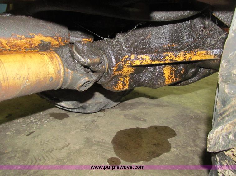 image for item F5912 Case Mini Sneaker