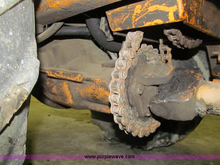 image for item F5912 Case Mini Sneaker