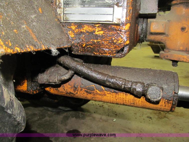 image for item F5912 Case Mini Sneaker