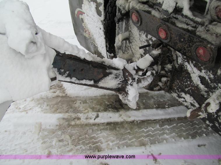 image for item F5913 Shop built loading conveyor