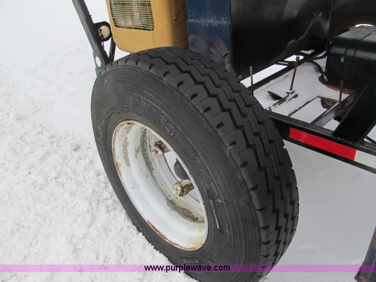 image for item F5913 Shop built loading conveyor